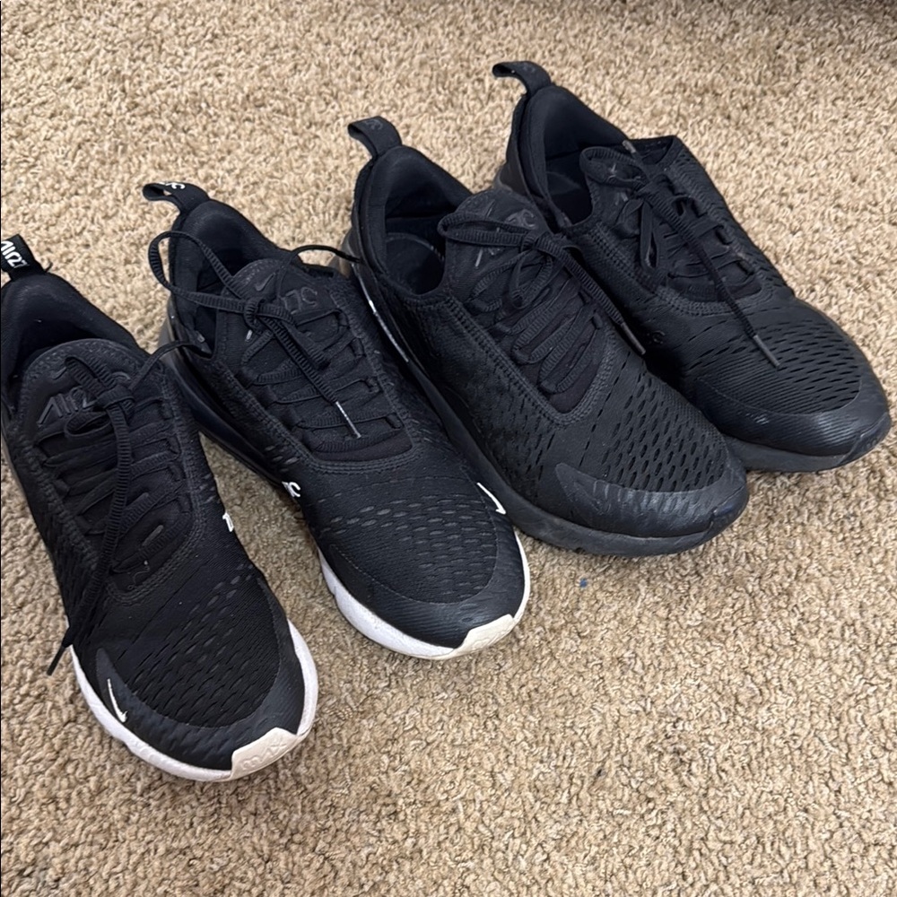 9.5W 8M Nike 270 2 pairs